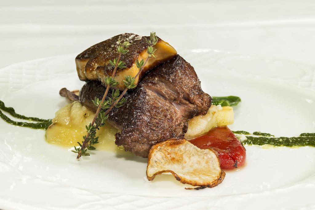 Hotel Restaurante Sostenible La Laguna Brozas 外观 照片
