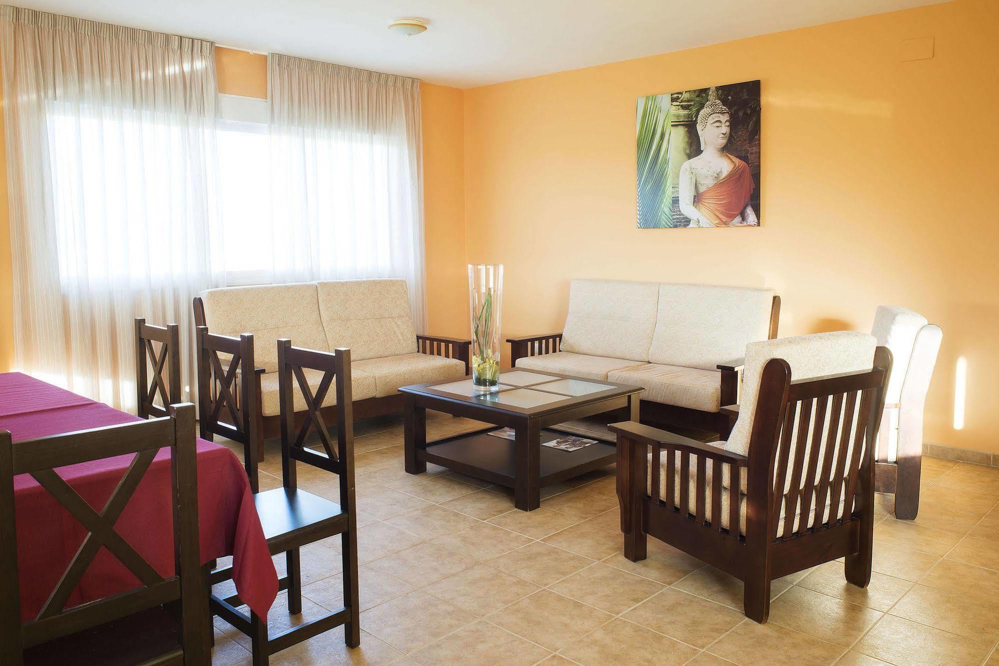 Hotel Restaurante Sostenible La Laguna Brozas 外观 照片